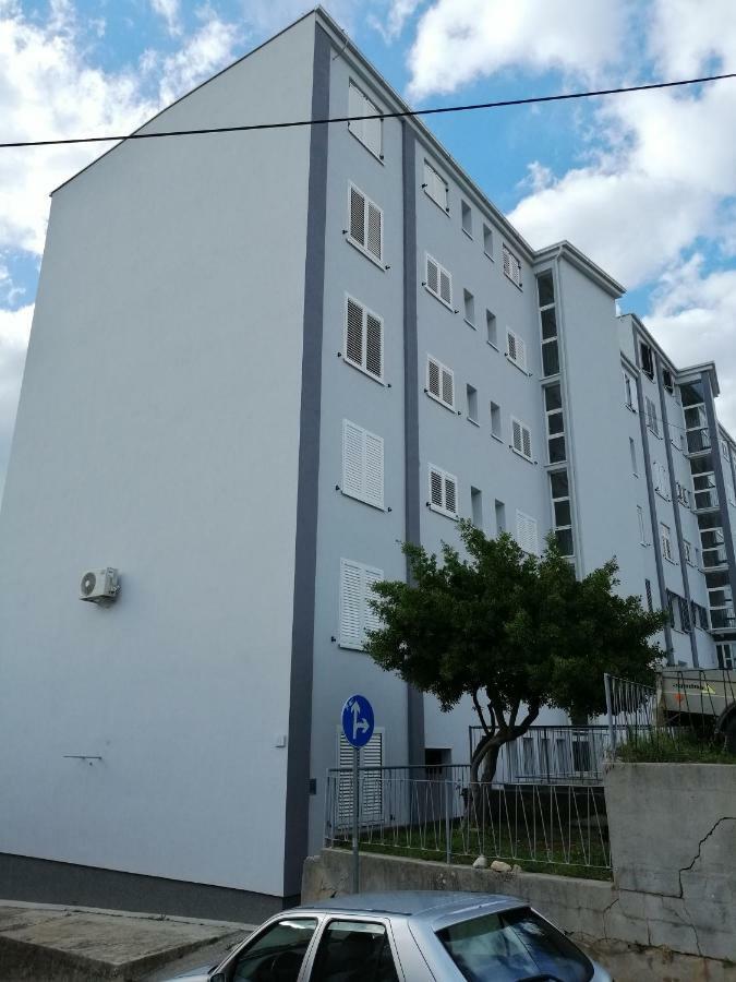 Studio Apartment Mila Pula Buitenkant foto